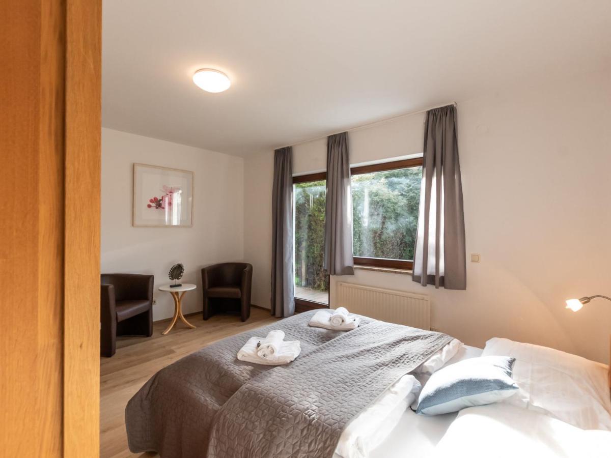 Apartment Alpenchalets - Zse204 By Interhome Zell am See Bagian luar foto